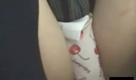 مقعد بزرگ در یک عكس كير در كس دختر