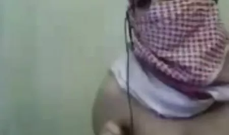 سکس لزبین در کوس کون خفن آشپزخانه